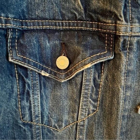 Levi’s Trucker Denim Jacket - Picture 5 of 14